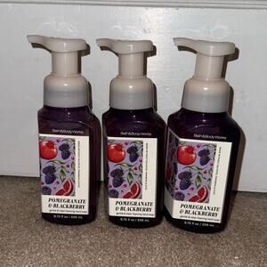 New Bath & Body Works Pomegranate and Blackberry Hand Soap Set of 3